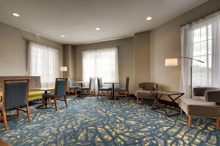 Public Area 2, Hampton Inn Pawtucket, Providence