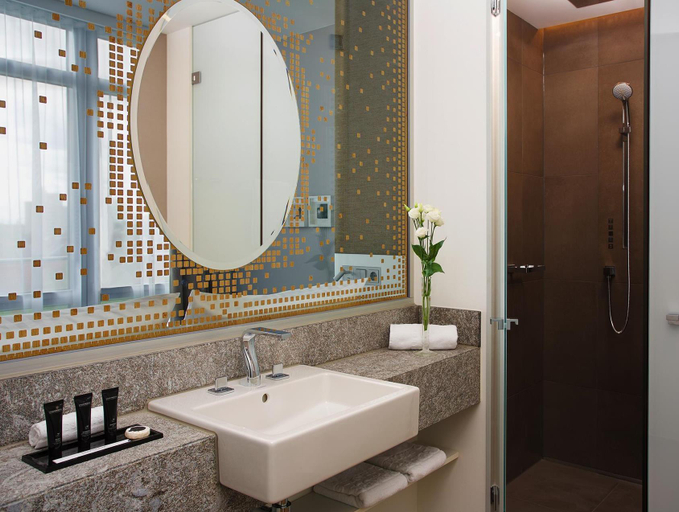 Bathroom 4, Steigenberger Hotel Muenchen, München