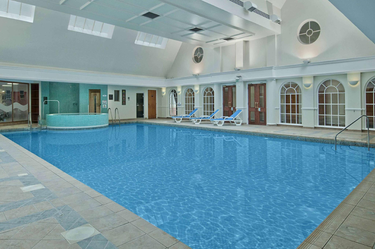Sport & Beauty 2, DoubleTree by Hilton St. Anne's Manor, Wokingham