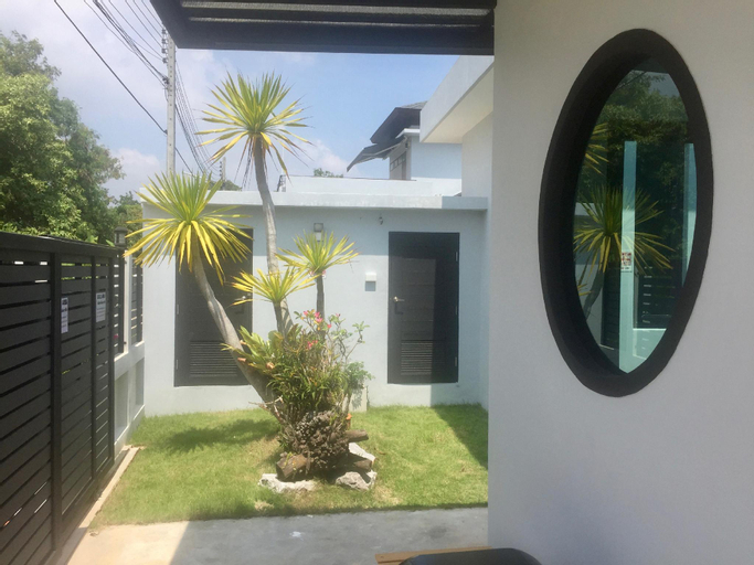 Pudpichaya Pool Villa - a great place to stay!, Cha-Am