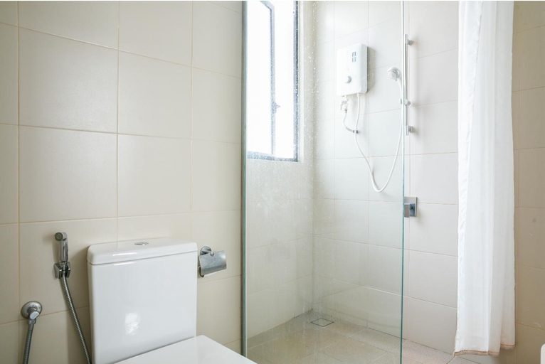 Bathroom 4, Q Suite I-city, Shah Alam