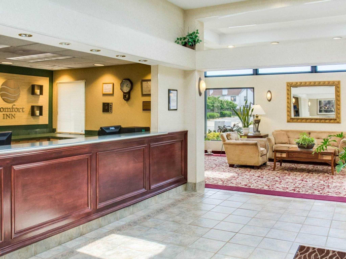 Public Area 2, Quality Inn & Suites Olde Town, Portsmouth