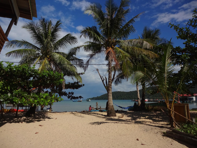 Others 5, Beach House Cambodia, Sihanoukville