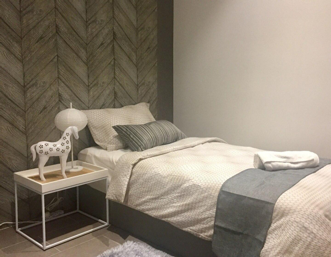 OP Est@KL Sentral/ Mid Valley/Bangsar LRT, 1-7pax, Kuala Lumpur