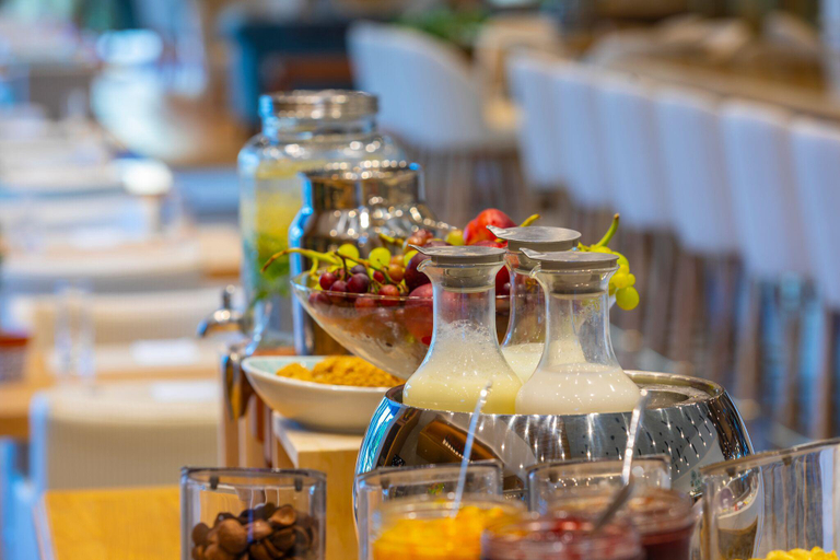 Food & Drinks 5, Anemi Hotel and Suites