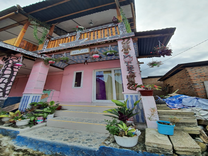 Exterior & Views 2, Gracio Homestay, Samosir