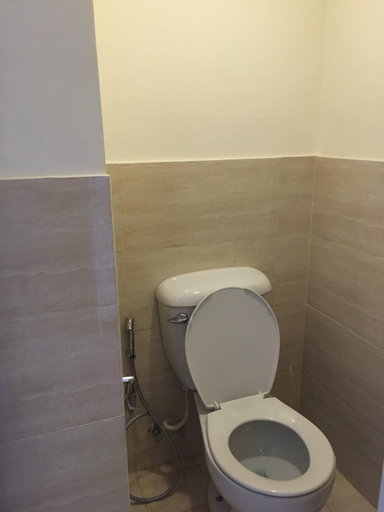 Bathroom 5, Mabolo Garden Flats Condominium, Cebu City