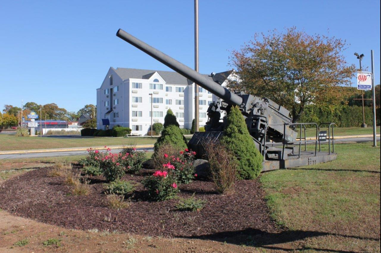 Others 5, Groton Inn & Suites, New London