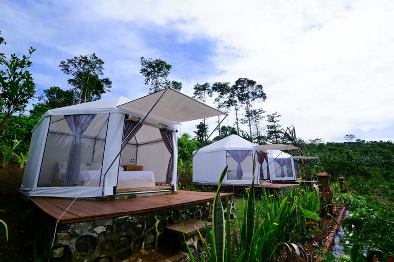 Alam Kita Glamping & Plantation