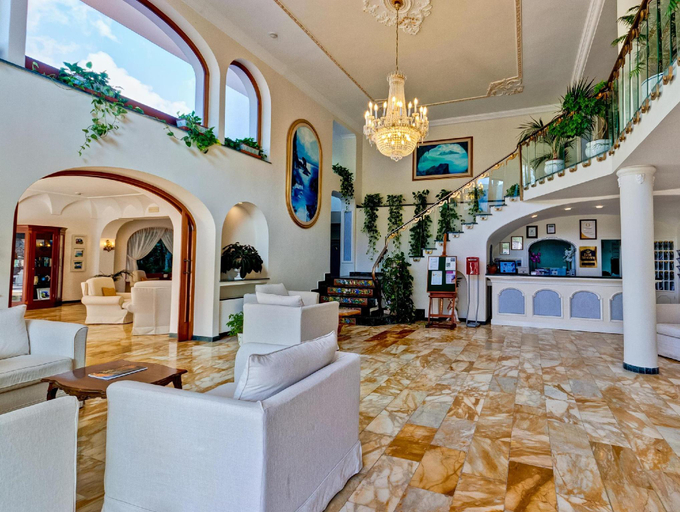 Public Area 4, Hotel Syrene, Napoli