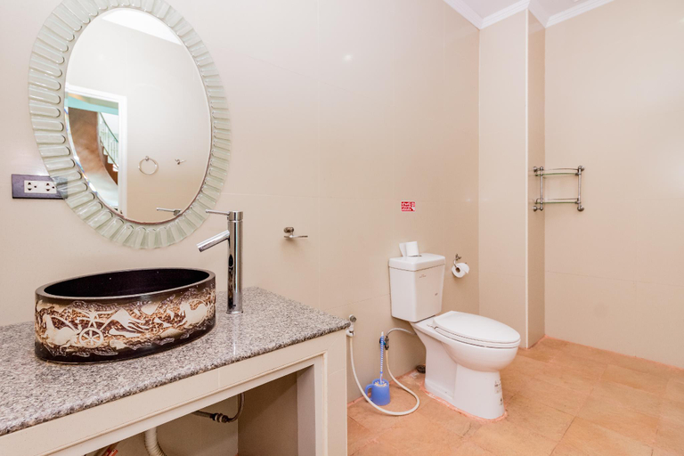 Bathroom 5, Tewaree Villa - Pattaya Holiday House Walking Street, Pattaya