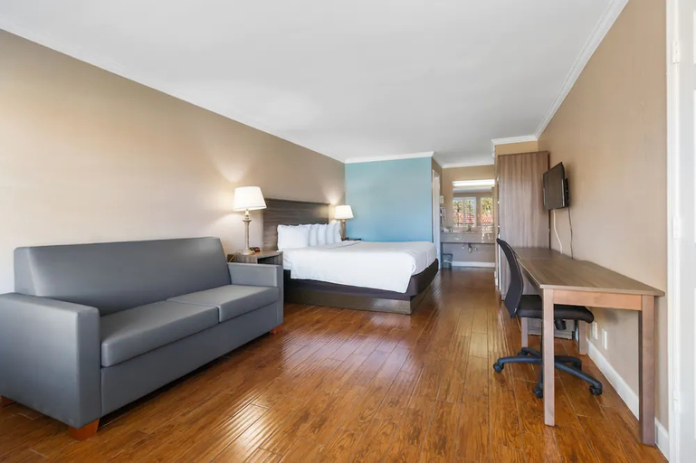 Bedroom 4, Vero Beach Inn & Suites I-95, Indian River