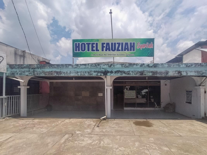 Exterior & Views 2, Fauziah Hotel Syariah Kendari, Kendari