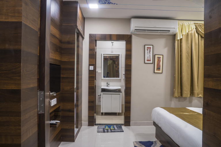 Interior view 3, Hotel Kingfisher Udaipur, Udaipur