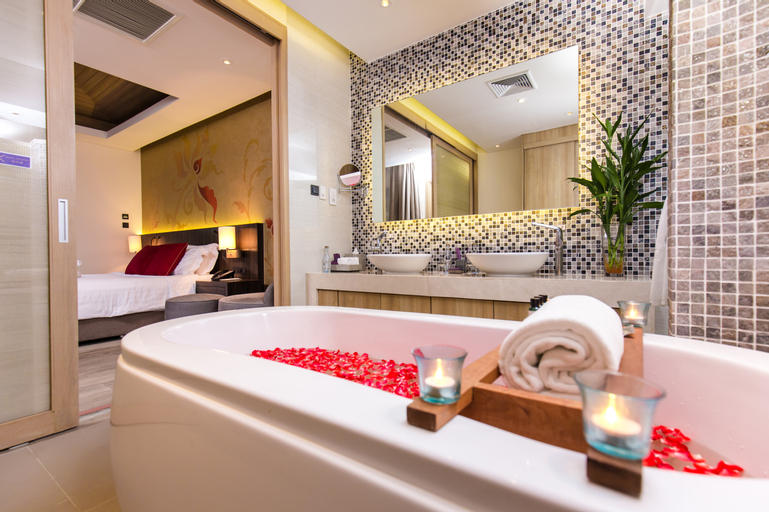 Bathroom 20