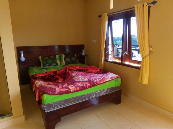 Bedroom 3, Berastagi Mountain View Homestay & Pizzeria, Karo