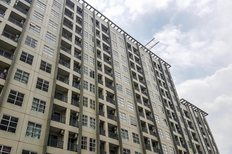 Exterior & Views, Comfortable 1BR at Saveria BSD City Apartment By Travelio, Tangerang