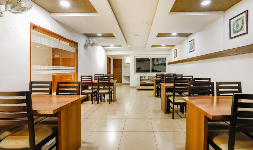 Food & Drinks, The Mount City Near Us Consulate, Chennai