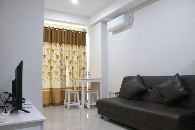 Exterior & Views 2, Comfort and Minimalist 2BR at Daan Mogot City Apartment By Travelio, West Jakarta