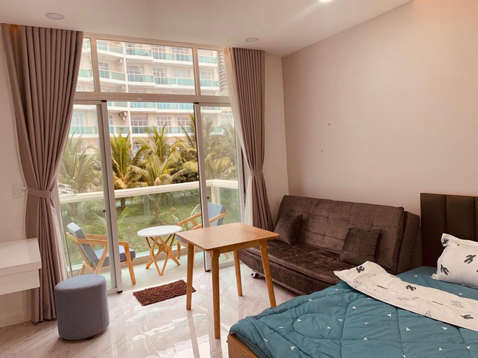 Bedroom, Garden view/Ocean Vista Sealink apartment #v3, Phan Thiết