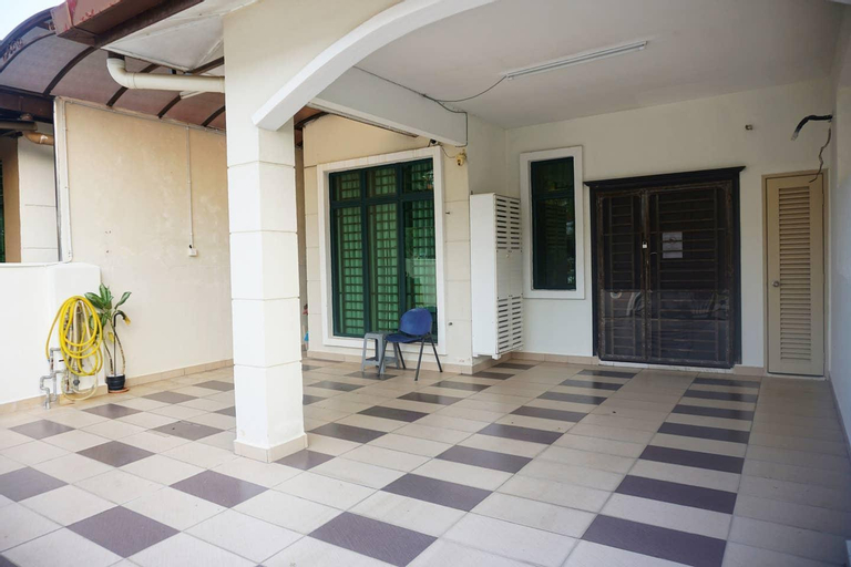 Others 2, Warisan Indah Homestay KLIA 2 - Muslim sahaja, Sepang