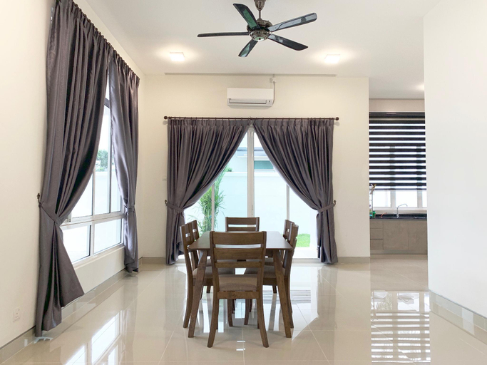 Others 4, Spacious 6BR Villa with Seaview, Private, 18 pax | Luxury Holiday House, Langkawi