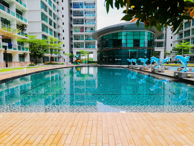 Sport & Beauty 2, Lake View- Mount Austin IKEA Toppen 5 mins- A110, Johor Bahru