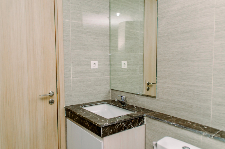 Bedroom 5, Spacious 3BR at Hillcrest House Apartment By Travelio, Tangerang