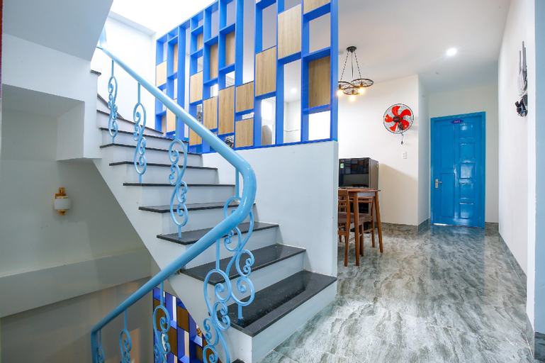 Public Area 3, Santorini House And Coffee, Hoà Vang
