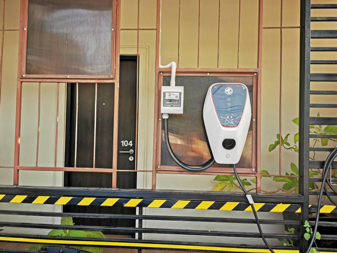 Double Deluxe Studio room by 26 bed and coffee, Muang Chon Buri
