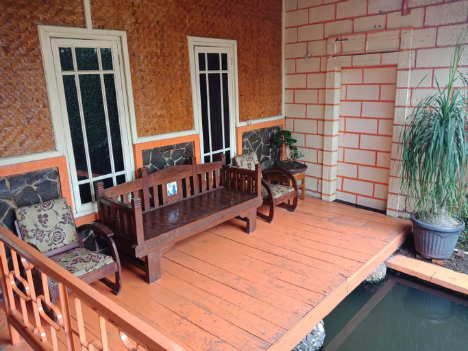 Exterior & Views 5, Villa Daffa Ciwidey - for family events & leisures, Bandung