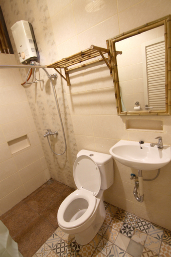 Bathroom 6