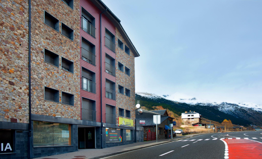 Exterior & Views 2, Andorra4days Soldeu - El Tarter