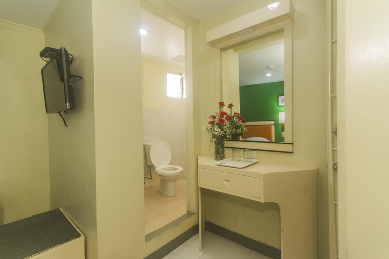 Bathroom 4, USDA Dormitory-Hotel, Cebu City