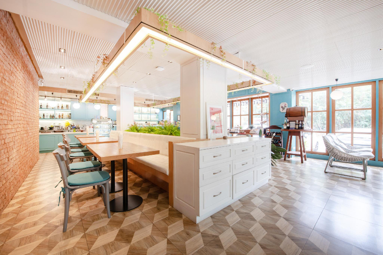 Food & Drinks 5, Blooming Hill Boutique Suites, Pattaya