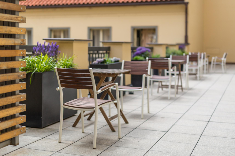 Others 4, Merchant's Avenue Residence, Praha 1