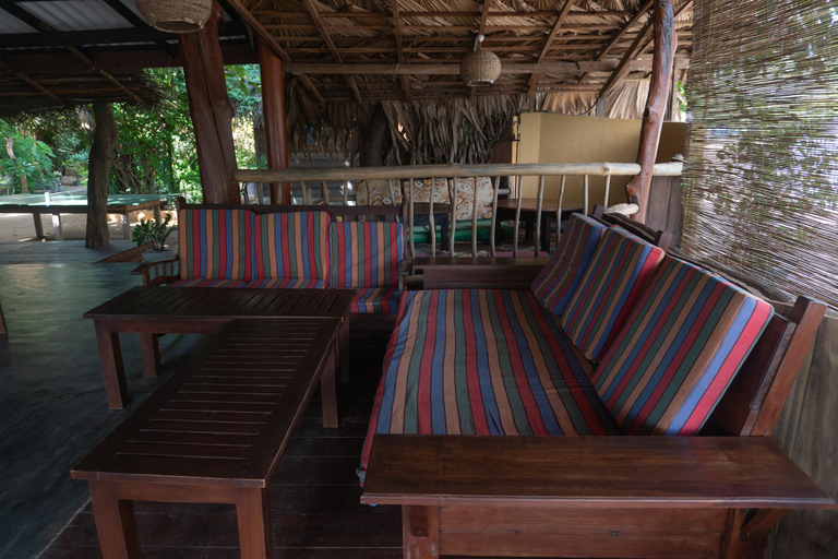Public Area, Beach View Hotel, Pothuvil