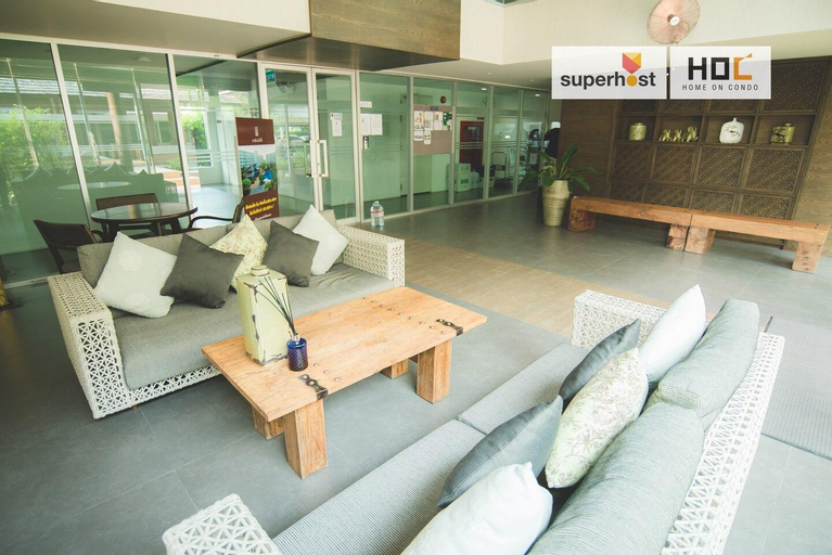 Public Area 13
