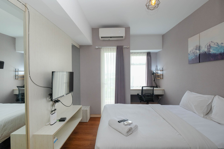 Bedroom 4, Fancy and Nice Studio Apartment at Springlake Summarecon Bekasi By Travelio, Bekasi
