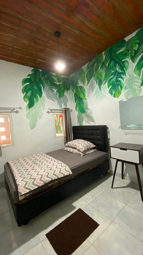 Bedroom 2, Bening Homestay bersih murah 4 kamar 3 kamar mandi, Malang