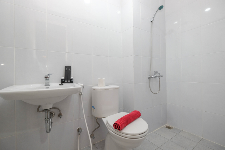Bedroom 3, Comfort Studio Apartment at Patraland Urbano By Travelio, Bekasi