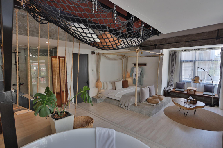 Public Area 3, YOLO Bangkok Boutique Hotel, Wattana
