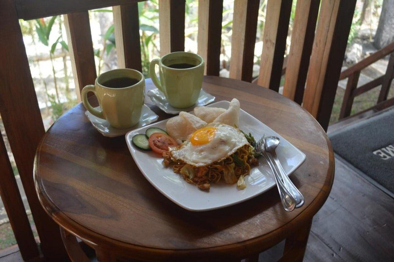 Food & Drinks 5, Twin Bed Room- Nyuh Gading Bungalow - Nusa Penida, Klungkung