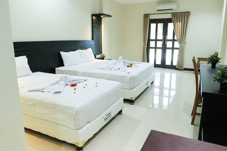 Bedroom 3, Crystal City Hotel, Lombok