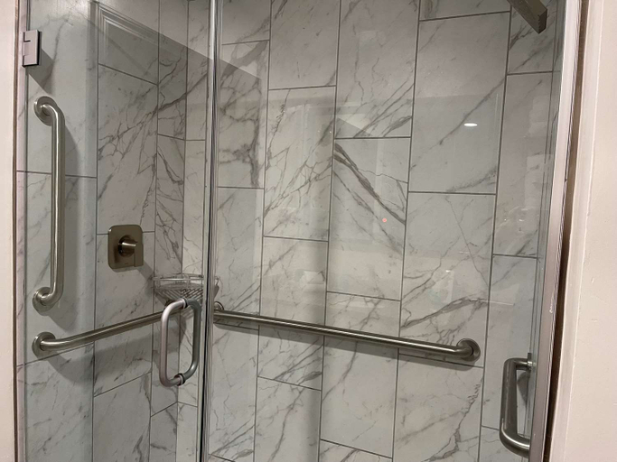 Bathroom 4, Fountain Park Hotel, BW Signature Collection, Maricopa