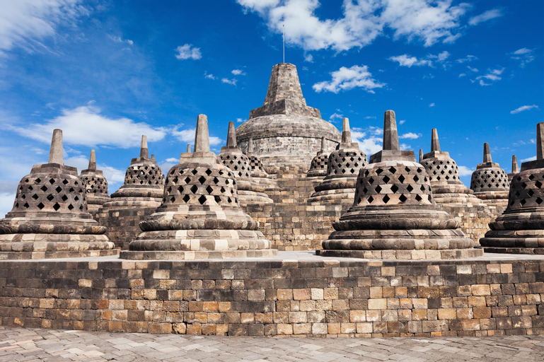 Nearby Landmark 3, Family Room 01, Magelang