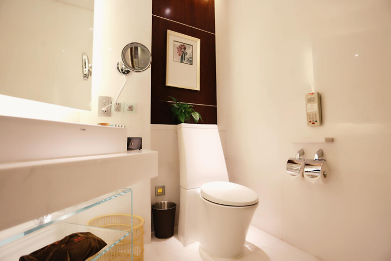 Bathroom 3, Balan International Hotel, Chengdu