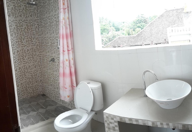 Bathroom 3, Double Room #4 w/ AC @ Master Homestay, Karangasem