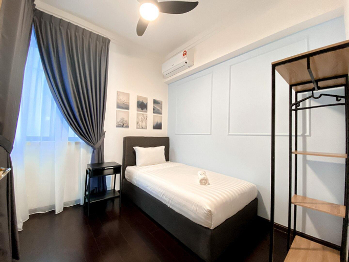Bedroom 3, R&F Mall@UHA 4BR 7-9pax Luxury WiFi nearCS,SgCIQ, Johor Bahru