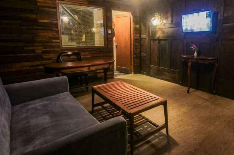 Public Area, Deluxe Bali 04 at Khanaya, Magelang
